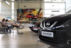 Nissan test salonów 2016